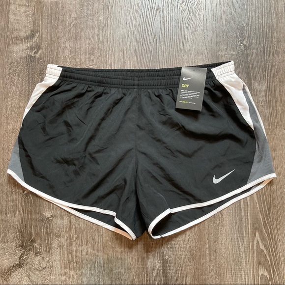 Nike Pants - NWT Women’s Nike Dri-Fit Running Shorts Size L